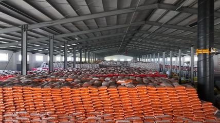 樺南 肥料企業(yè)生產(chǎn)忙，春耕備耕有保障